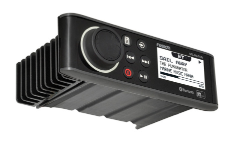 RA70N Morski system rozrywki z Bluetooth & NMEA 2000 [010-01516-11]