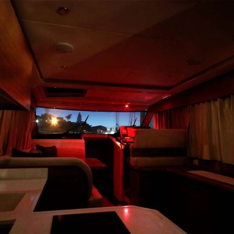 2JA 017 884-001 Lampa Hella Apelo EuroLED75 RGB/W, oświetlenie w dół, okrągła, ramka biały plastik