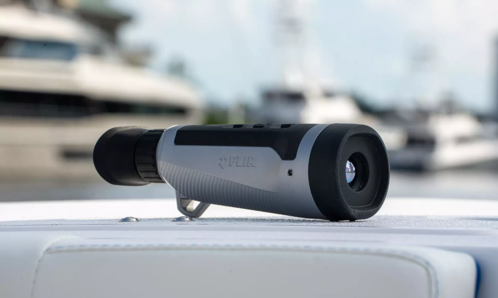 Ręczna kamera termowizyjna FLIR Ocean Scout Pro już dostępna